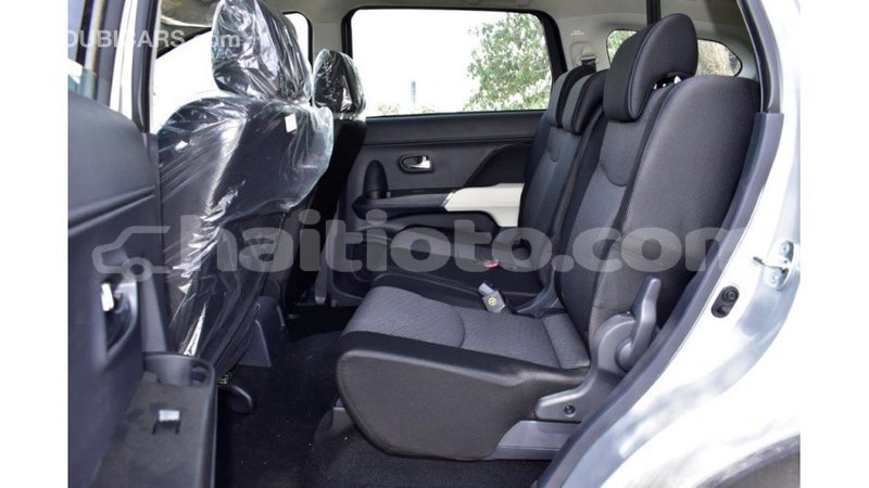 Big with watermark toyota rush artibonite import dubai 2921