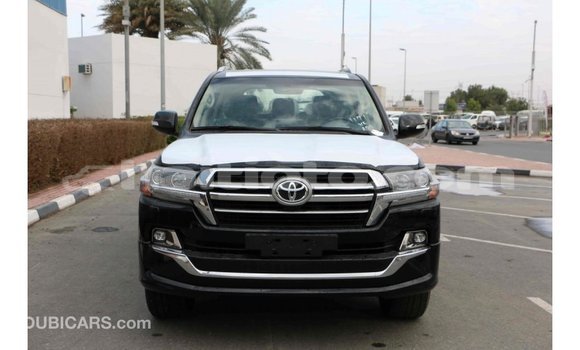 Acheter Import Voiture Toyota Land Cruiser Noir à Import - Dubai, Artibonite Acheter Import Voiture Toyota Land Cruiser Noir à Import - Dubai, Artibonite