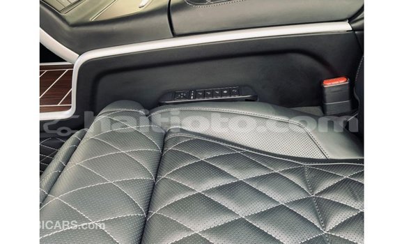 Acheter Import Voiture Toyota Land Cruiser Noir à Import - Dubai, Artibonite Acheter Import Voiture Toyota Land Cruiser Noir à Import - Dubai, Artibonite