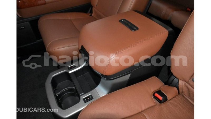 Big with watermark toyota sequoia artibonite import dubai 2936