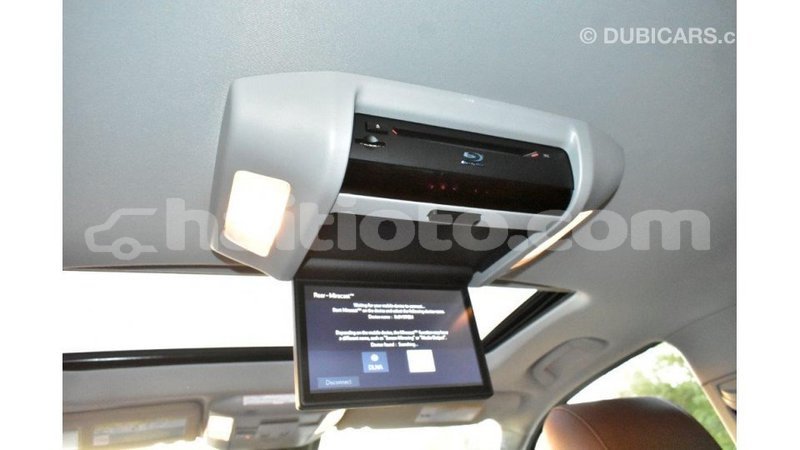 Big with watermark toyota sequoia artibonite import dubai 2936