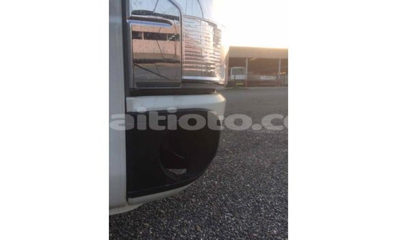 Buy Import Toyota Coaster White Car in Import - Dubai in Artibonite Buy Import Toyota Coaster White Car in Import - Dubai in Artibonite