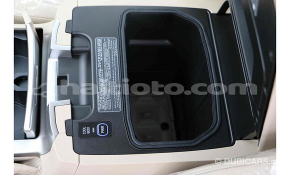 Acheter Import Voiture Toyota Land Cruiser Noir à Import - Dubai, Artibonite Acheter Import Voiture Toyota Land Cruiser Noir à Import - Dubai, Artibonite