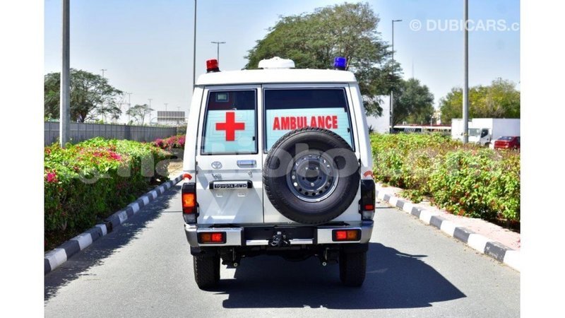 Big with watermark toyota land cruiser artibonite import dubai 2974