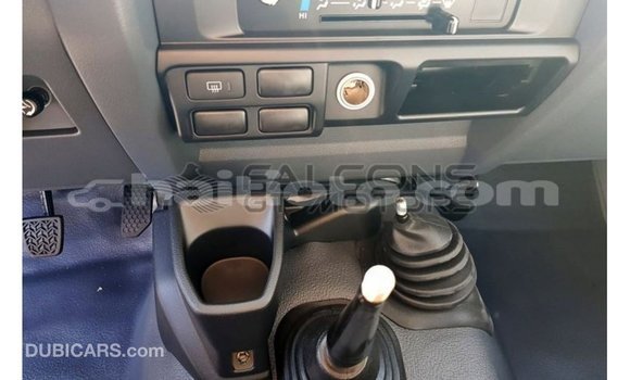 Acheter Import Voiture Toyota Land Cruiser Blanc à Import - Dubai, Artibonite Acheter Import Voiture Toyota Land Cruiser Blanc à Import - Dubai, Artibonite