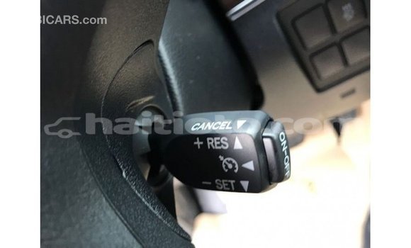 Acheter Import Voiture Toyota Land Cruiser Noir à Import - Dubai, Artibonite Acheter Import Voiture Toyota Land Cruiser Noir à Import - Dubai, Artibonite