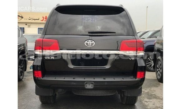 Acheter Import Voiture Toyota Land Cruiser Noir à Import - Dubai, Artibonite Acheter Import Voiture Toyota Land Cruiser Noir à Import - Dubai, Artibonite