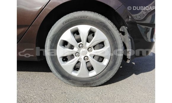 Acheter Import Voiture Hyundai Accent Marron à Import - Dubai, Artibonite