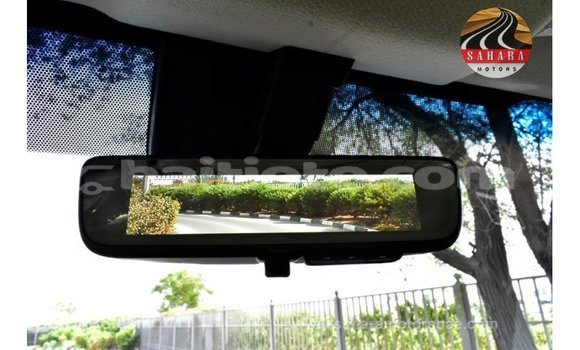 Acheter Import Voiture Toyota Granvia Blanc à Import - Dubai, Artibonite Acheter Import Voiture Toyota Granvia Blanc à Import - Dubai, Artibonite