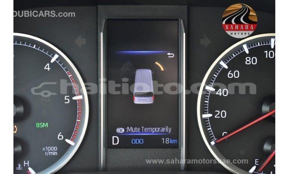 Acheter Import Voiture Toyota Granvia Blanc à Import - Dubai, Artibonite Acheter Import Voiture Toyota Granvia Blanc à Import - Dubai, Artibonite