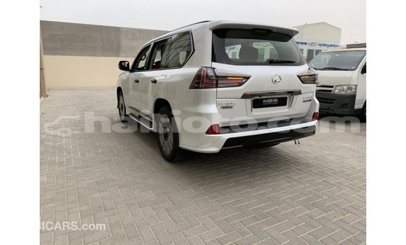 Acheter Import Voiture Lexus LX Blanc à Import - Dubai, Artibonite Acheter Import Voiture Lexus LX Blanc à Import - Dubai, Artibonite