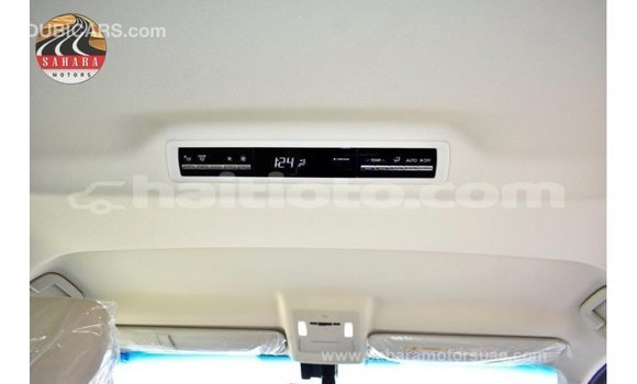 Acheter Import Voiture Toyota Granvia Blanc à Import - Dubai, Artibonite Acheter Import Voiture Toyota Granvia Blanc à Import - Dubai, Artibonite