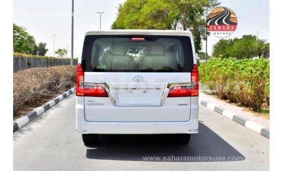 Acheter Import Voiture Toyota Granvia Blanc à Import - Dubai, Artibonite Acheter Import Voiture Toyota Granvia Blanc à Import - Dubai, Artibonite