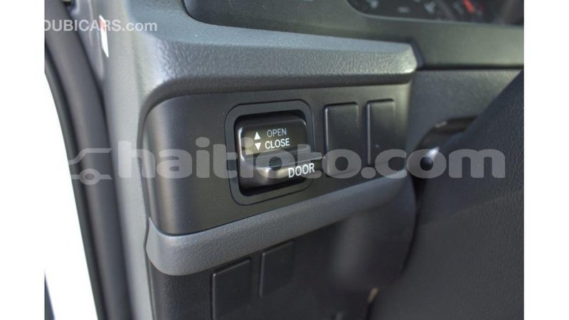 Big with watermark toyota coaster artibonite import dubai 2985