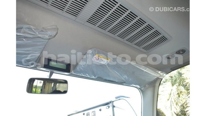 Big with watermark toyota coaster artibonite import dubai 2985