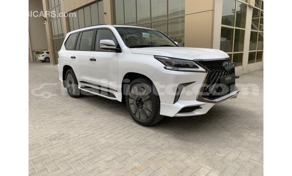 Acheter Import Voiture Lexus LX Blanc à Import - Dubai, Artibonite Acheter Import Voiture Lexus LX Blanc à Import - Dubai, Artibonite