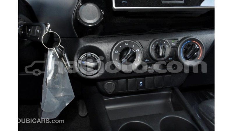 Big with watermark toyota hilux artibonite import dubai 2987