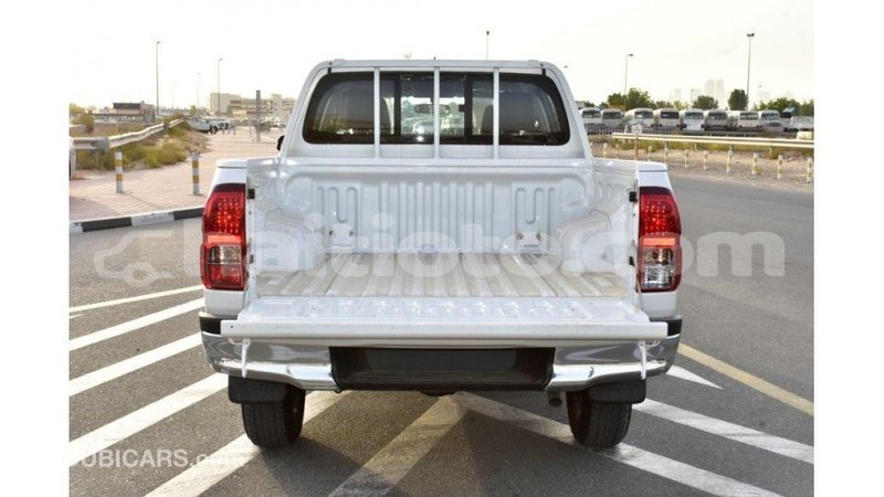 Big with watermark toyota hilux artibonite import dubai 2987