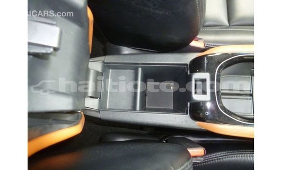 Acheter Import Voiture Honda Vezel Rouge à Import - Dubai, Artibonite Acheter Import Voiture Honda Vezel Rouge à Import - Dubai, Artibonite