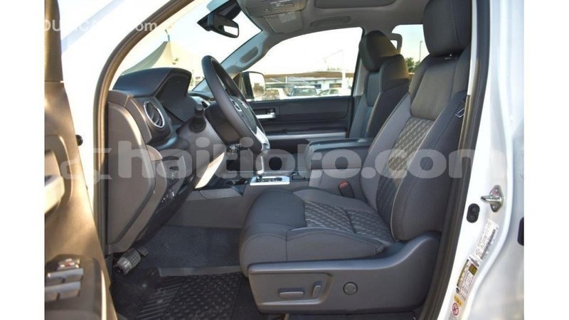 Big with watermark toyota tundra artibonite import dubai 2990