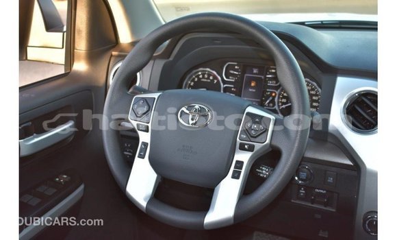 Acheter Import Voiture Toyota Tundra Blanc à Import - Dubai, Artibonite Acheter Import Voiture Toyota Tundra Blanc à Import - Dubai, Artibonite