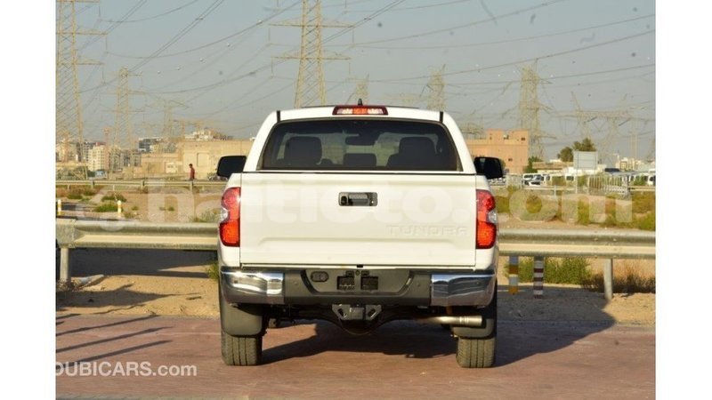 Big with watermark toyota tundra artibonite import dubai 2990