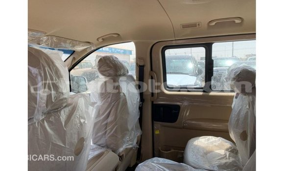 Acheter Import Voiture Hyundai Accent Blanc à Import - Dubai, Artibonite Acheter Import Voiture Hyundai Accent Blanc à Import - Dubai, Artibonite