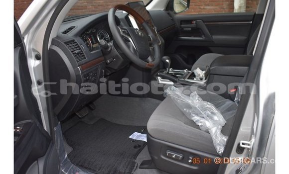 Buy Import Toyota Land Cruiser Other Car in Import - Dubai in Artibonite Buy Import Toyota Land Cruiser Other Car in Import - Dubai in Artibonite