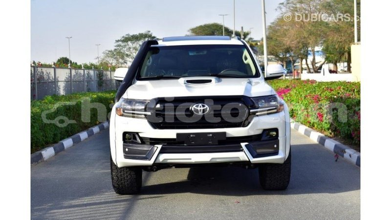 Big with watermark toyota land cruiser artibonite import dubai 2994