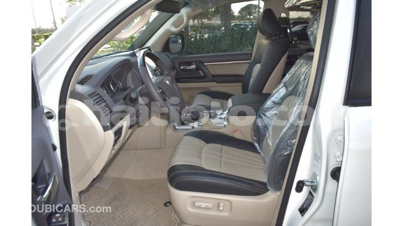 Big with watermark toyota land cruiser artibonite import dubai 2994