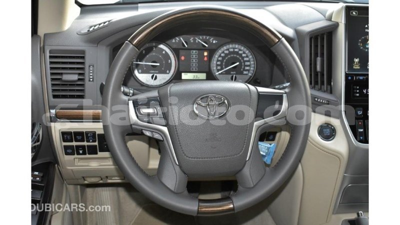 Big with watermark toyota land cruiser artibonite import dubai 2994