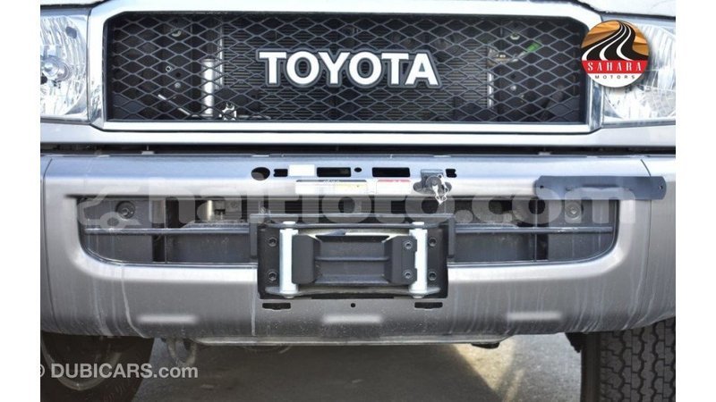 Big with watermark toyota land cruiser artibonite import dubai 2996