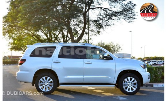 Acheter Import Voiture Toyota Sequoia Blanc à Import - Dubai, Artibonite Acheter Import Voiture Toyota Sequoia Blanc à Import - Dubai, Artibonite