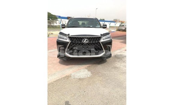 Acheter Import Voiture Lexus LX Noir à Import - Dubai, Artibonite Acheter Import Voiture Lexus LX Noir à Import - Dubai, Artibonite