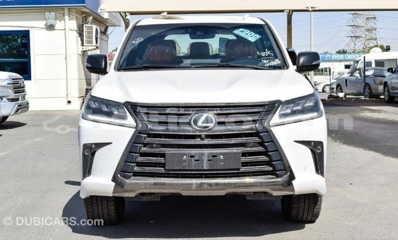 Acheter Import Voiture Lexus LX Blanc à Import - Dubai, Artibonite Acheter Import Voiture Lexus LX Blanc à Import - Dubai, Artibonite