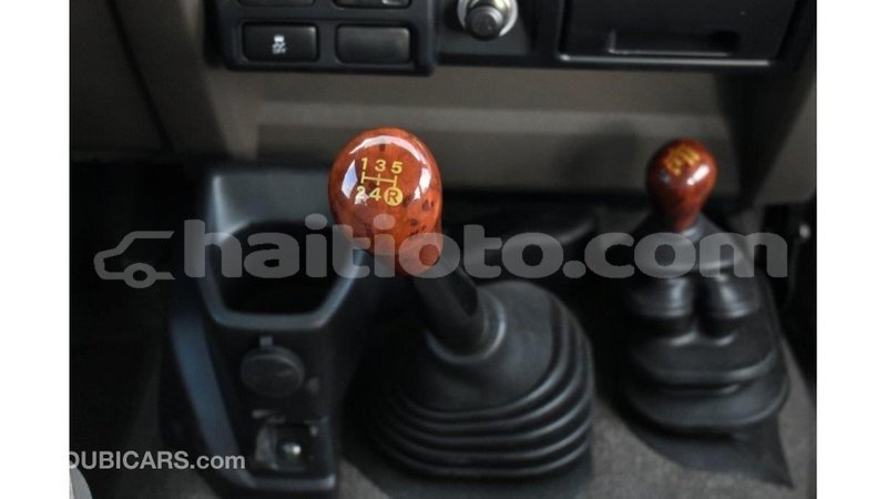 Big with watermark toyota land cruiser artibonite import dubai 3003