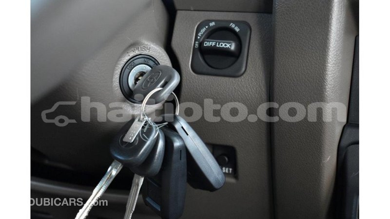 Big with watermark toyota land cruiser artibonite import dubai 3003