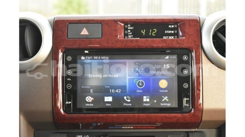 Big with watermark toyota land cruiser artibonite import dubai 3003