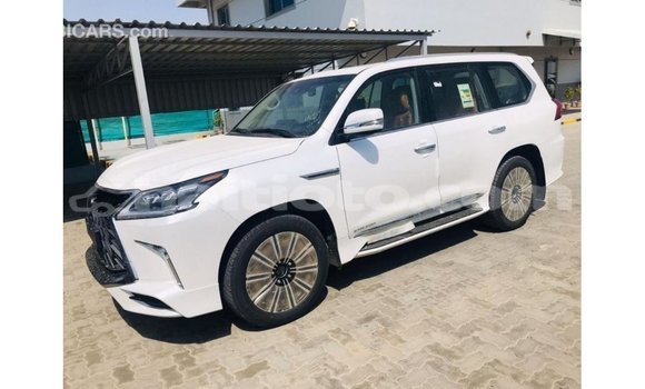 Acheter Import Voiture Lexus LX Blanc à Import - Dubai, Artibonite Acheter Import Voiture Lexus LX Blanc à Import - Dubai, Artibonite