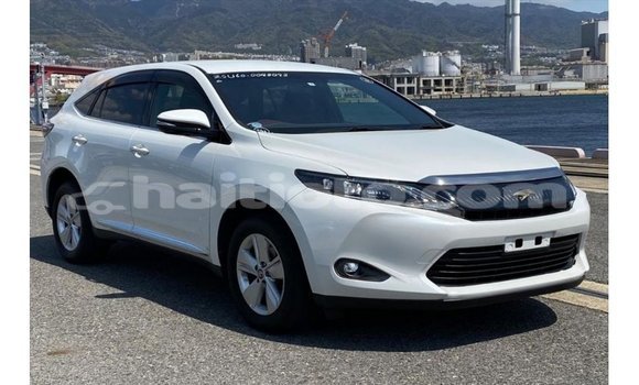 Acheter Import Voiture Toyota Harrier Blanc à Import - Dubai, Artibonite Acheter Import Voiture Toyota Harrier Blanc à Import - Dubai, Artibonite
