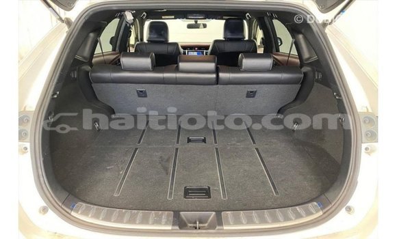 Acheter Import Voiture Toyota Harrier Blanc à Import - Dubai, Artibonite Acheter Import Voiture Toyota Harrier Blanc à Import - Dubai, Artibonite