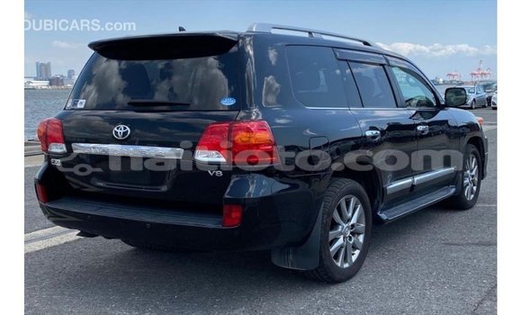 Acheter Import Voiture Toyota Land Cruiser Noir à Import - Dubai, Artibonite Acheter Import Voiture Toyota Land Cruiser Noir à Import - Dubai, Artibonite