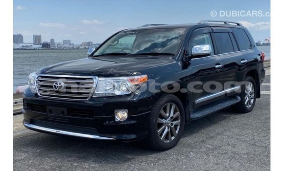 Acheter Import Voiture Toyota Land Cruiser Noir à Import - Dubai, Artibonite Acheter Import Voiture Toyota Land Cruiser Noir à Import - Dubai, Artibonite