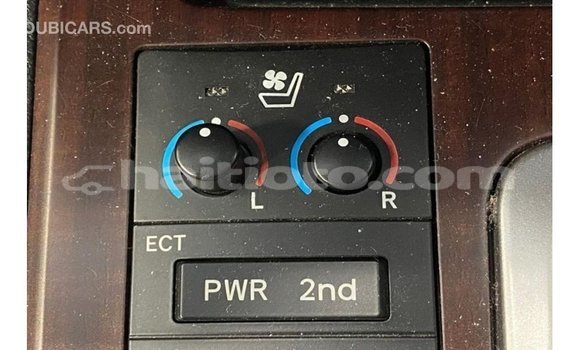 Acheter Import Voiture Toyota Land Cruiser Noir à Import - Dubai, Artibonite Acheter Import Voiture Toyota Land Cruiser Noir à Import - Dubai, Artibonite