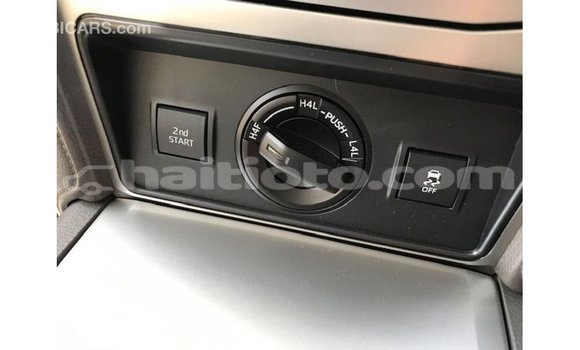 Acheter Import Voiture Toyota Prado Blanc à Import - Dubai, Artibonite Acheter Import Voiture Toyota Prado Blanc à Import - Dubai, Artibonite