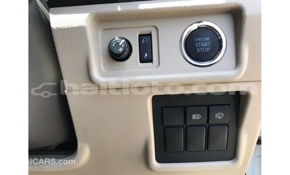 Acheter Import Voiture Toyota Prado Blanc à Import - Dubai, Artibonite Acheter Import Voiture Toyota Prado Blanc à Import - Dubai, Artibonite