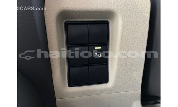 Acheter Import Voiture Toyota Prado Blanc à Import - Dubai, Artibonite Acheter Import Voiture Toyota Prado Blanc à Import - Dubai, Artibonite