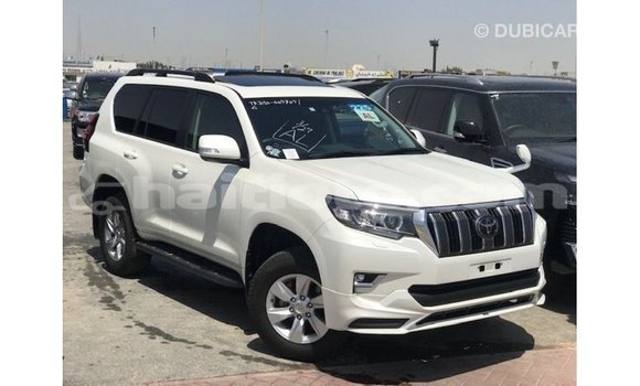 Acheter Import Voiture Toyota Prado Blanc à Import - Dubai, Artibonite Acheter Import Voiture Toyota Prado Blanc à Import - Dubai, Artibonite