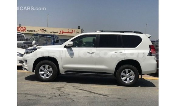 Acheter Import Voiture Toyota Prado Blanc à Import - Dubai, Artibonite Acheter Import Voiture Toyota Prado Blanc à Import - Dubai, Artibonite