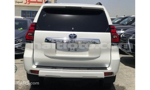 Acheter Import Voiture Toyota Prado Blanc à Import - Dubai, Artibonite Acheter Import Voiture Toyota Prado Blanc à Import - Dubai, Artibonite
